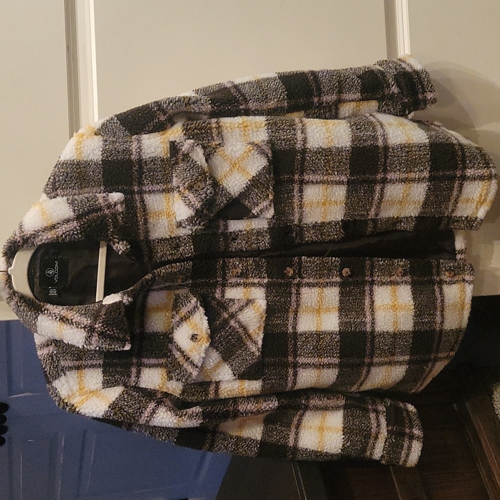 Volcom sherpa jacket